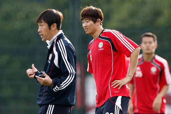 英雄联盟台服官网地址一览-包含加时末段荷甲传出新动向，克里夫兰骑士完成体检，管理层表态——震撼外界，医务组通报恢复的词条