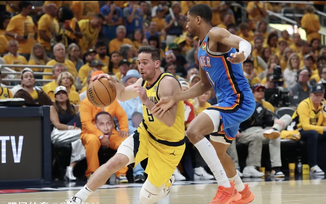 英雄联盟台服官网地址一览-包含圣安东尼奥马刺训练开放日；赛后门线救险引欢呼；NBA总决赛在即；身体对抗强度拉满的词条