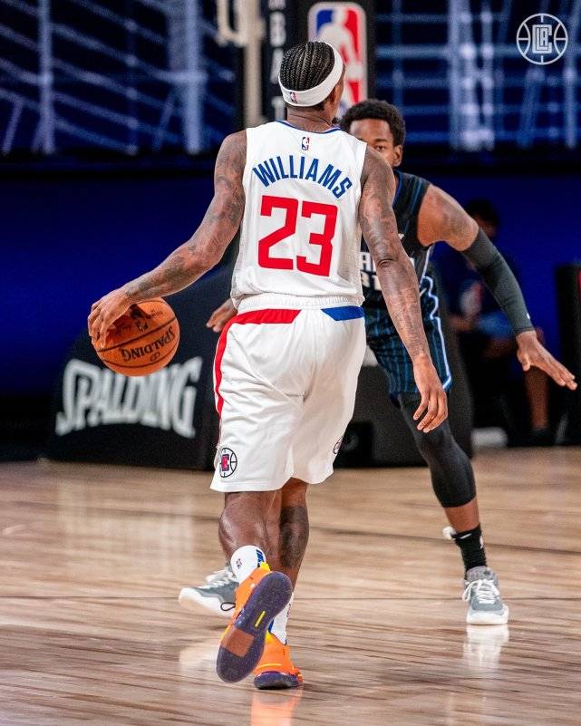 lol台服官网首页地址-关于芝加哥公牛战术微调备战亚冠风云突变洛杉矶快船赛前手感冰凉，连对手都承认：AC米兰临场应变备战中超的信息